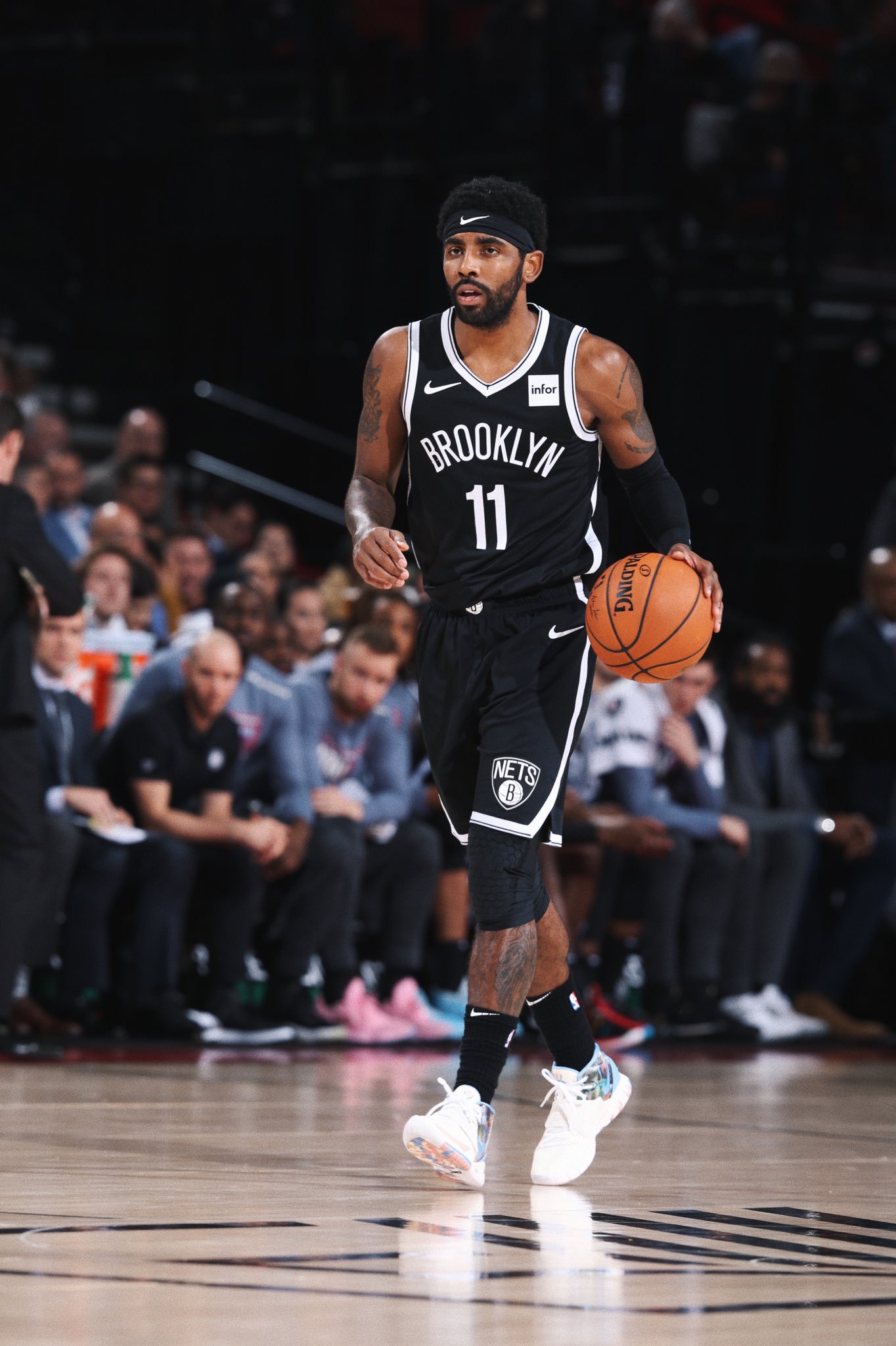 间内连续两 间内连续两