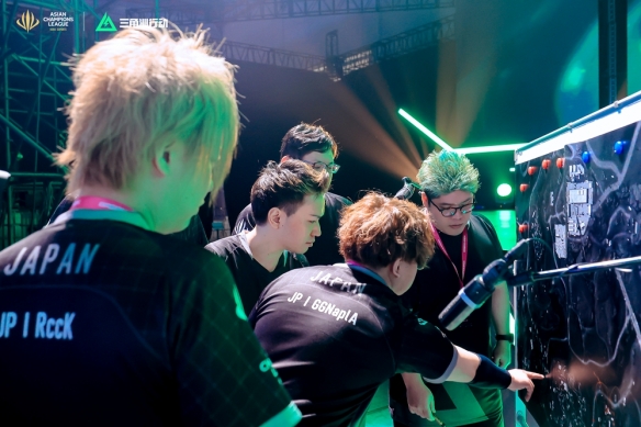 都在为争得 都在为争得